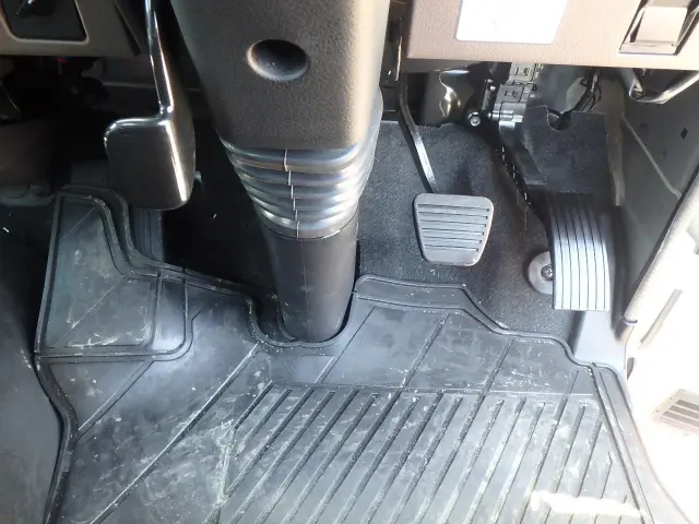三菱 キャンター 2PG-FEA80(2WD)の写真25