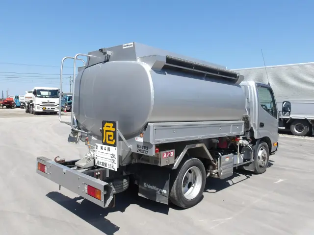 日野 デュトロ 2KG-XZU675M(4WD)の写真4