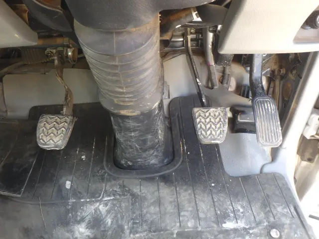 日野 デュトロ 2KG-XZU675M(4WD)の写真26