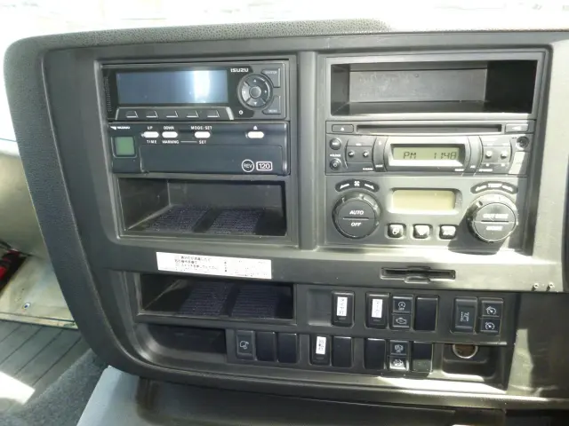 いすゞ ギガ QKG-EXD52BD(6x2)の写真15
