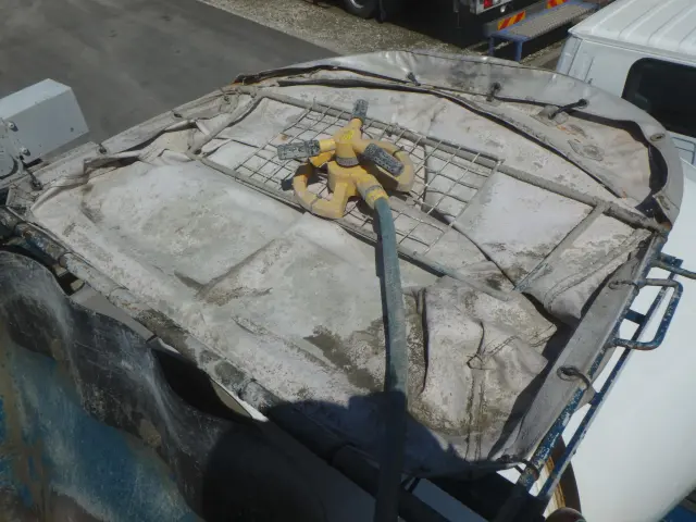 いすゞ エルフ 2RG-NKR88N(2WD)の写真7