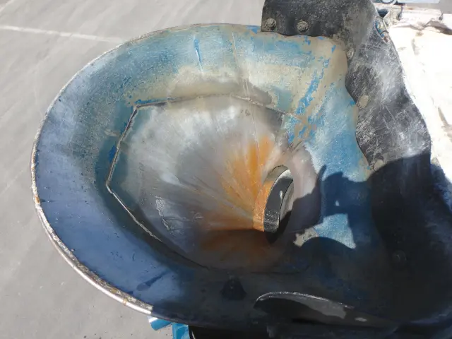 いすゞ エルフ 2RG-NKR88N(2WD)の写真8