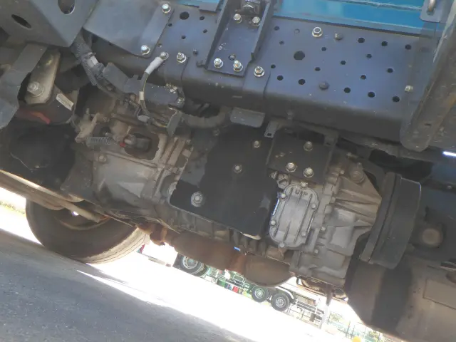 いすゞ エルフ 2RG-NKR88N(2WD)の写真16