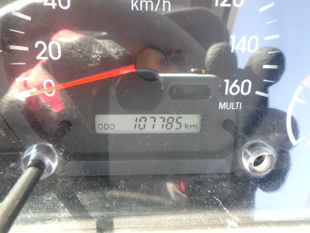 いすゞ エルフ 2RG-NKR88N(2WD)の写真21