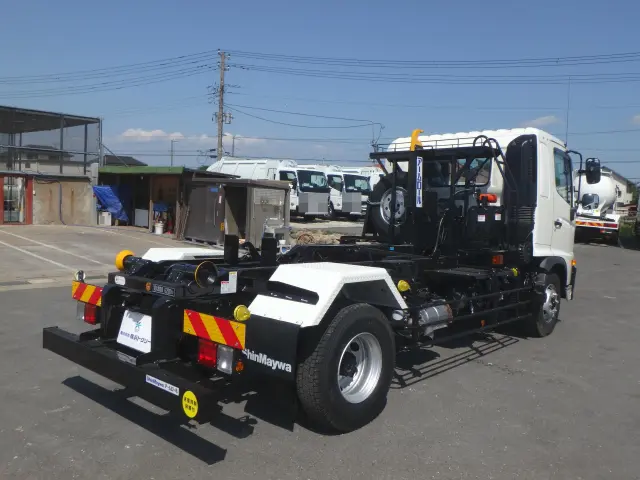 日野 レンジャー 2KG-GD2ABA(2WD)の写真4