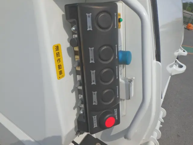 日野 レンジャー 2DG-GC2ABA(2WD)の写真7