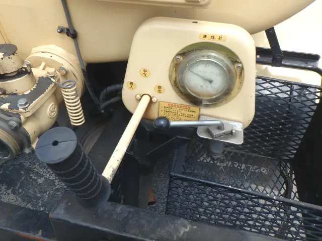 三菱 キャンター TPG-FBA20(2WD)の写真9