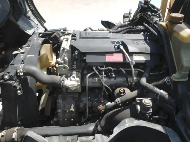 三菱 キャンター TPG-FBA20(2WD)の写真19