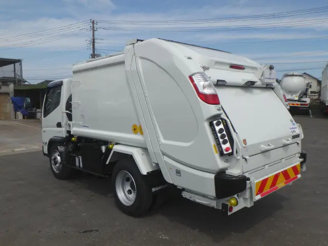 三菱 キャンター 2PG-FEA80(2WD)の写真2