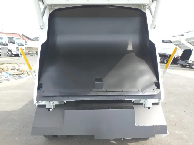 三菱 キャンター 2PG-FEA80(2WD)の写真10
