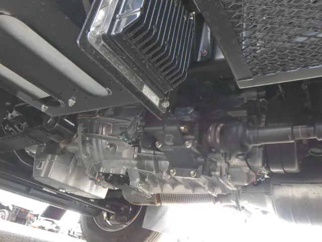 三菱 キャンター 2PG-FEA80(2WD)の写真18