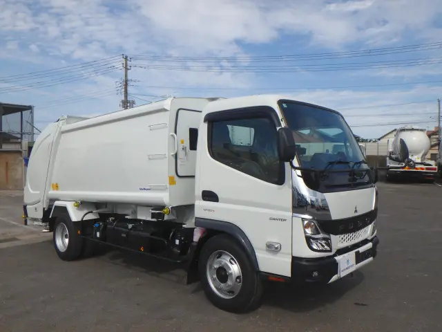 三菱 キャンター 2PG-FEA80(2WD)の写真3