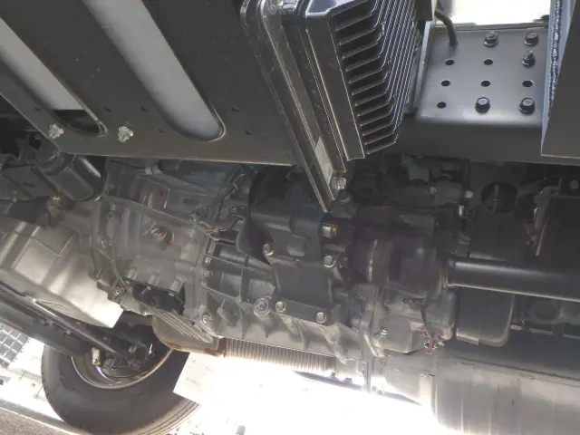三菱 キャンター 2PG-FEA80(2WD)の写真17