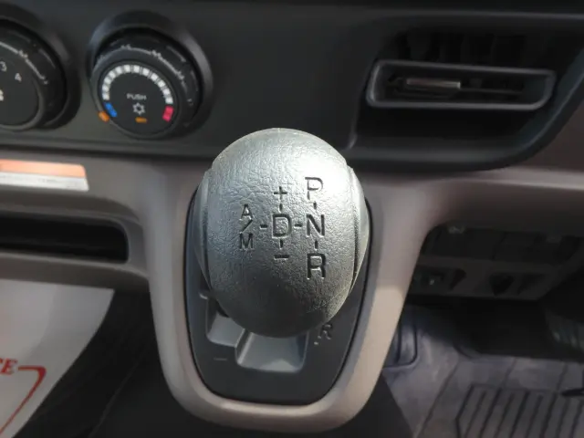 三菱 キャンター 2PG-FEA80(2WD)の写真24