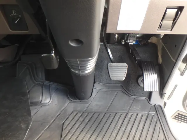三菱 キャンター 2PG-FEA80(2WD)の写真25