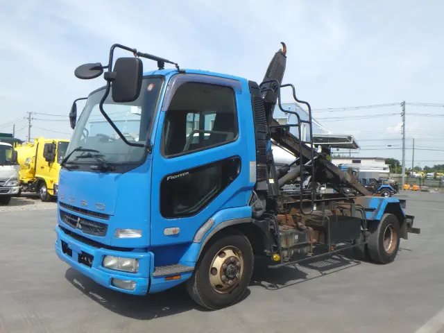 三菱 ファイター PDG-FK71R(2WD)の写真1