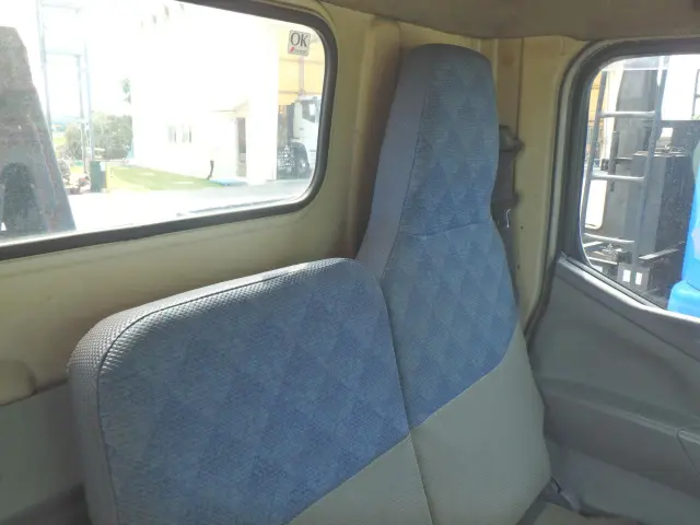 三菱 キャンター PA-FE73DB(2WD)の写真18