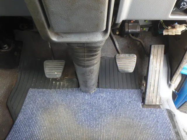 三菱 キャンター PA-FE73DB(2WD)の写真22