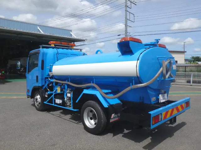 いすゞ エルフ 2RG-NPR88N(2WD)の写真2