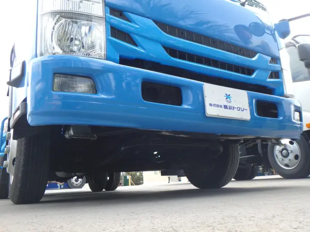 いすゞ エルフ 2RG-NPR88N(2WD)の写真8