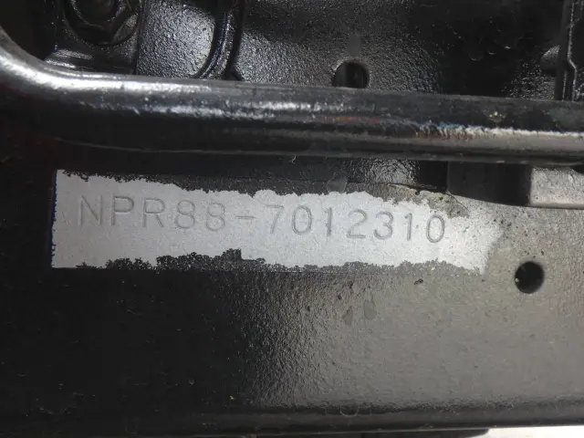 いすゞ エルフ 2RG-NPR88N(2WD)の写真16