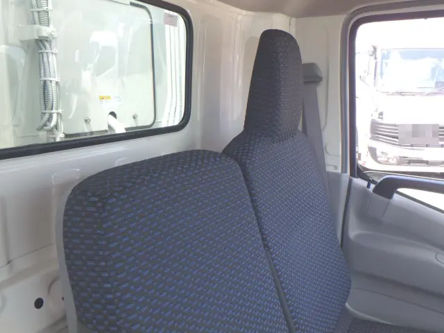 日野 デュトロ 2KG-XZU710M(2WD)の写真21