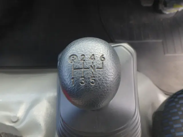 日野 デュトロ 2KG-XZU710M(2WD)の写真26