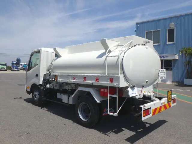 日野 デュトロ 2KG-XZU700M(2WD)の写真2