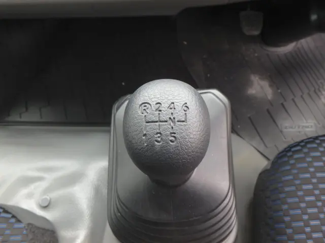 日野 デュトロ 2KG-XZU700M(2WD)の写真24