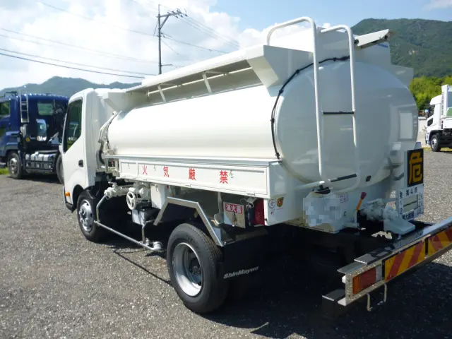 日野 デュトロ 2KG-XZU700M(2WD)の写真2