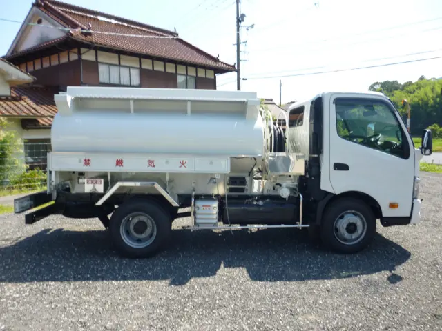 日野 デュトロ 2KG-XZU700M(2WD)の写真4