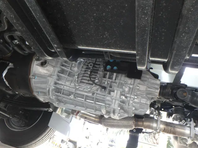 いすゞ フォワード 2PG-FTR90U4(2WD)の写真15
