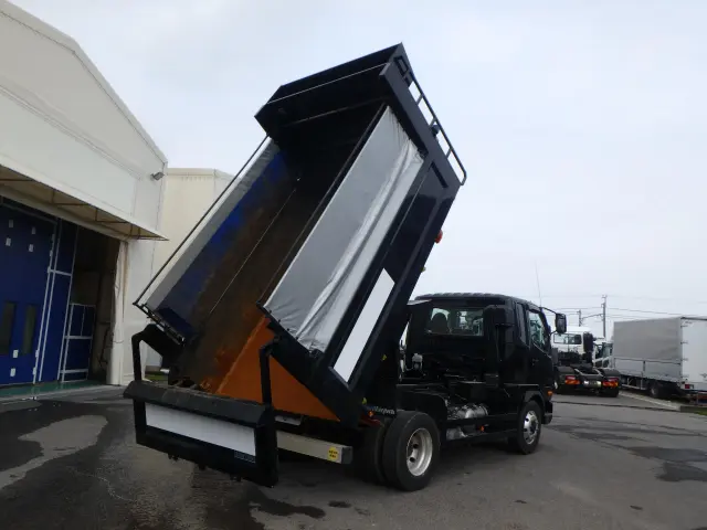 三菱 ファイター 2KG-FK62FZ(2WD)の写真5