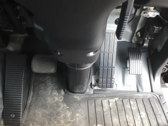 三菱 ファイター 2KG-FK62FZ(2WD)の写真26