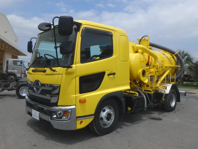 日野 レンジャー 2KG-FD2ABA(2WD)の写真1