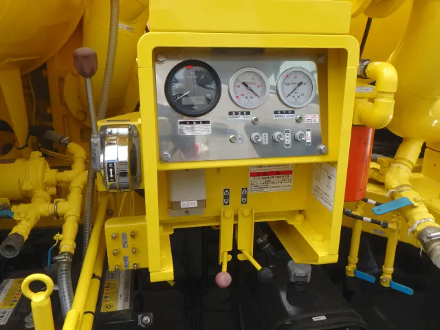 日野 レンジャー 2KG-FD2ABA(2WD)の写真9