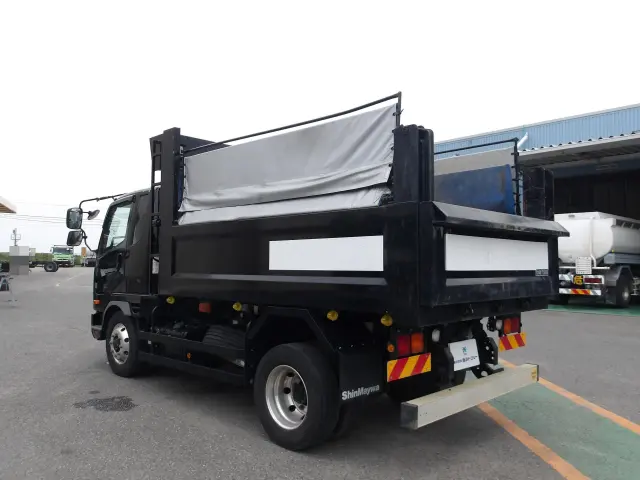 三菱 ファイター 2KG-FK62FZ(2WD)の写真2
