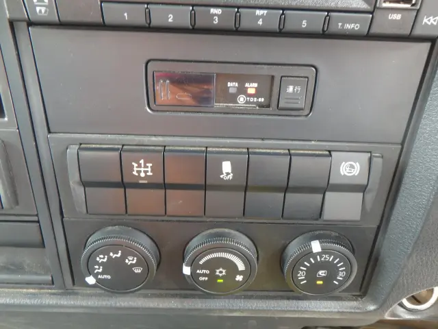 三菱 ファイター 2KG-FK62FZ(2WD)の写真25