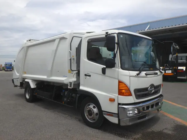 日野 レンジャー TKG-FC9JGAA(2WD)の写真3