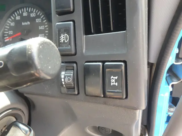 いすゞ フォワード PKG-FRR90S2(2WD)の写真22