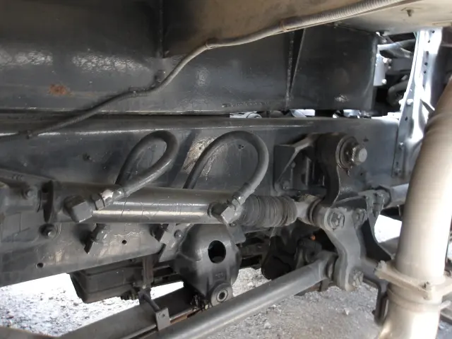 UD クオン ADG-CV4YL(6x2)の写真14
