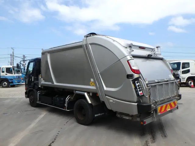 三菱 ファイター 2KG-FK72F(2WD)の写真2
