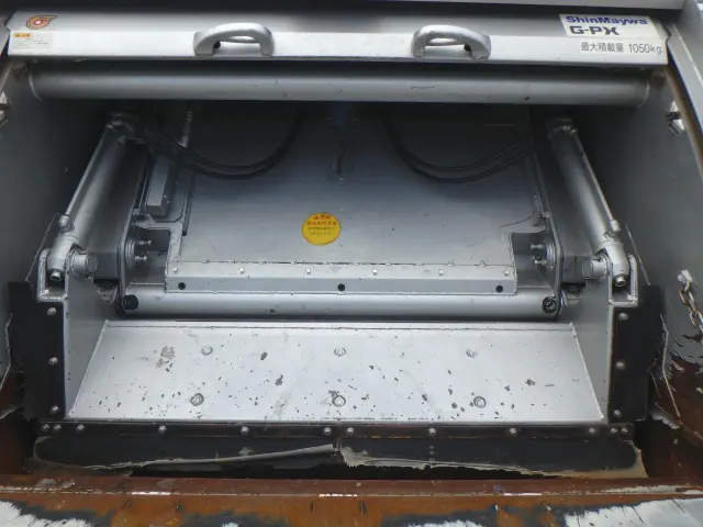 三菱 ファイター 2KG-FK72F(2WD)の写真13