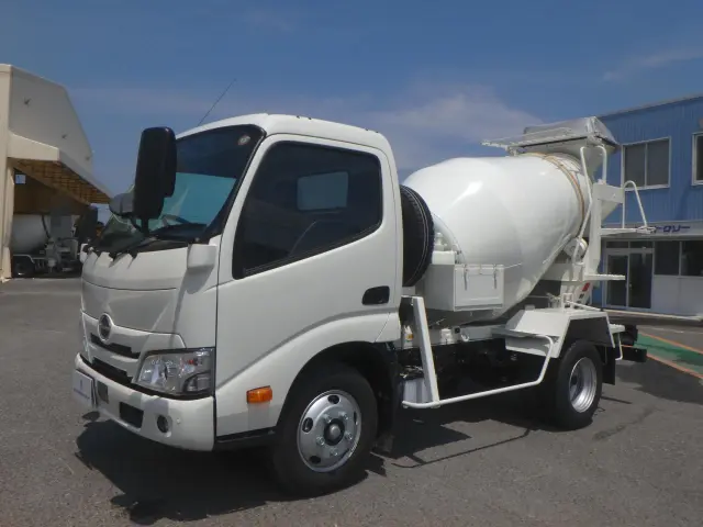 日野 デュトロ 2DG-XZU600E(2WD)の写真1