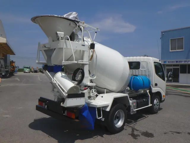 日野 デュトロ 2DG-XZU600E(2WD)の写真4