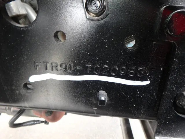 いすゞ フォワード 2PG-FTR90U4(2WD)の写真17