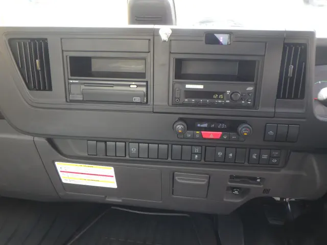 いすゞ フォワード 2PG-FTR90U4(2WD)の写真21
