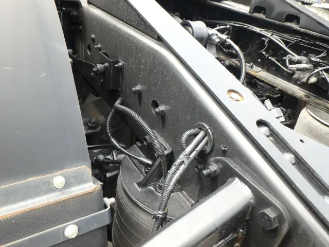 いすゞ ギガ 2PG-EXD52CD(2WD)の写真11