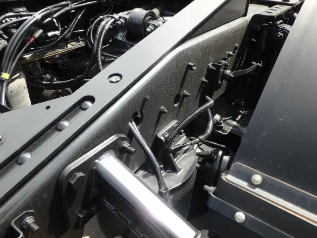 いすゞ ギガ 2PG-EXD52CD(2WD)の写真13