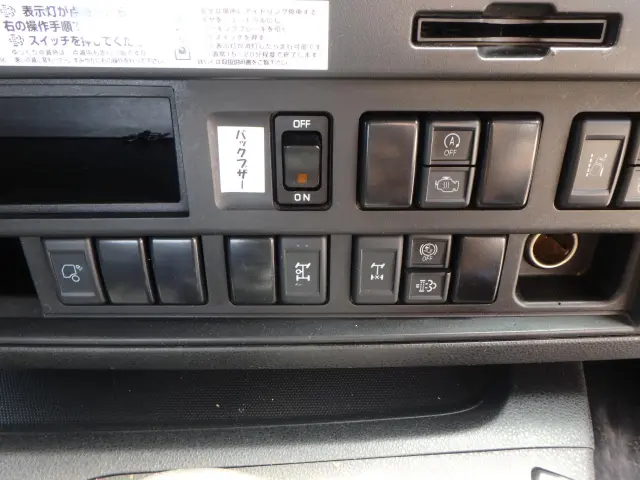 いすゞ ギガ 2PG-EXD52CD(2WD)の写真21